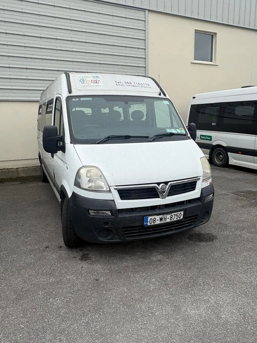 2008 Minibuses x 3 - Image 3
