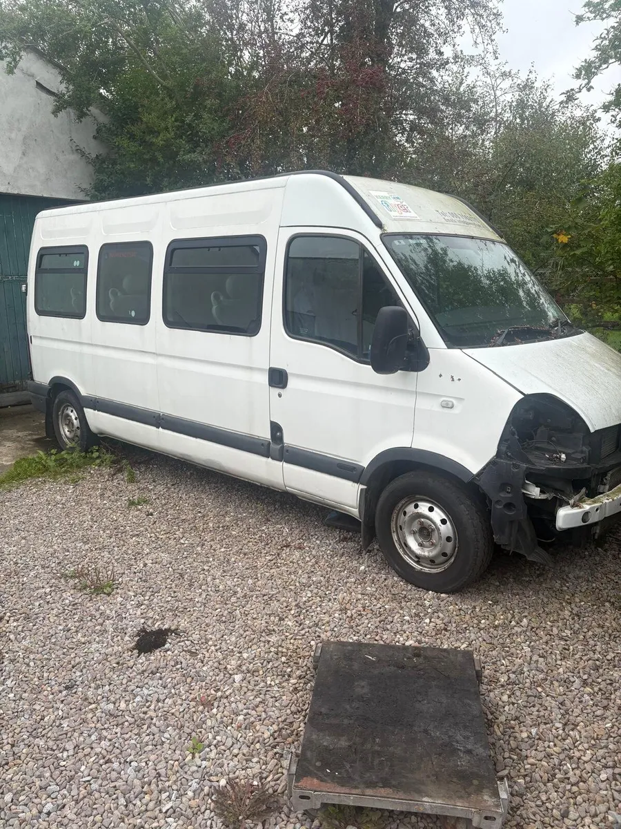 2008 Minibuses - Image 4