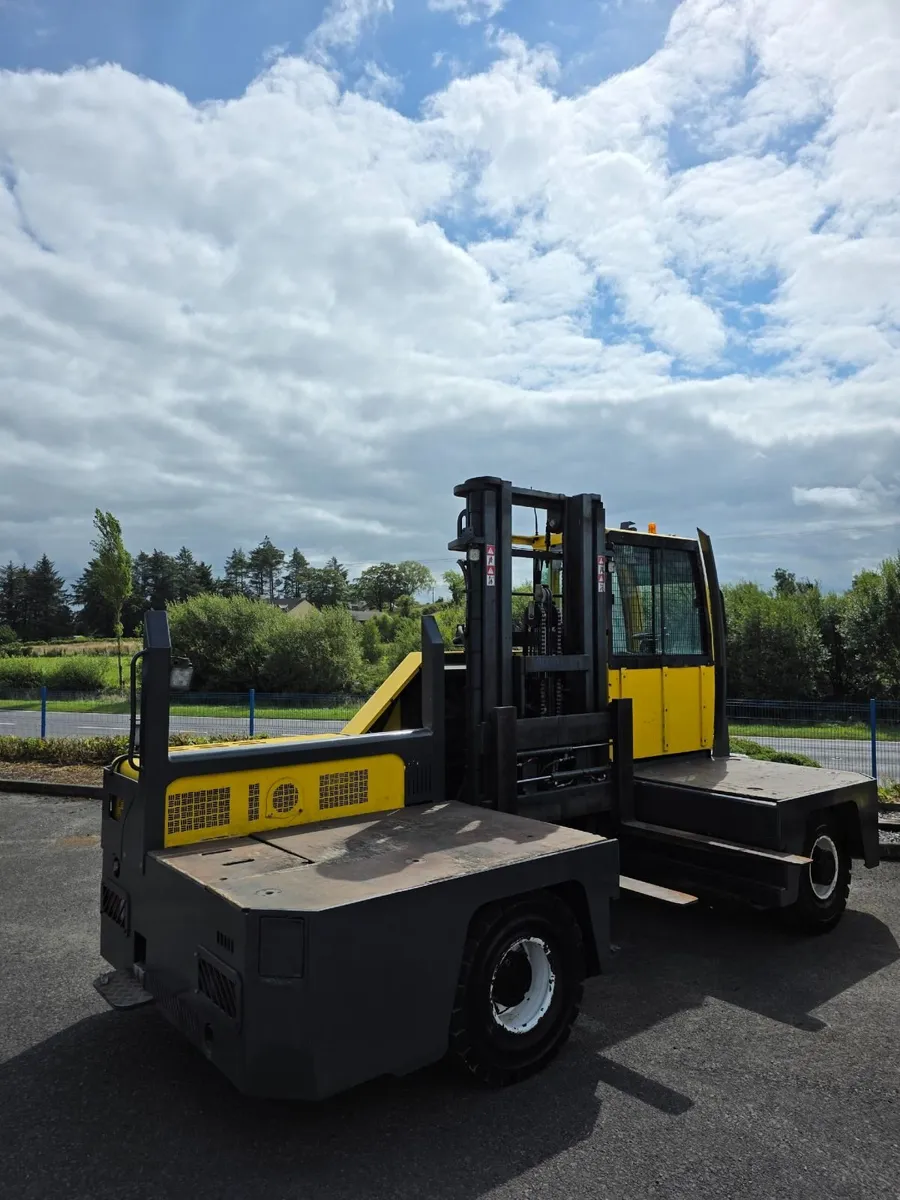 2018 CombiliftC5000FSL Side Loading Forklift - Image 4