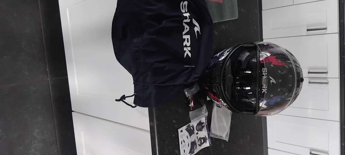 motorcycle helmet - Image 1