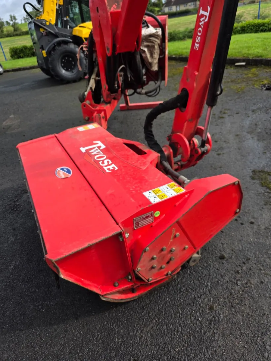 2015 Twose TF-500S Hedgecutter - Image 4