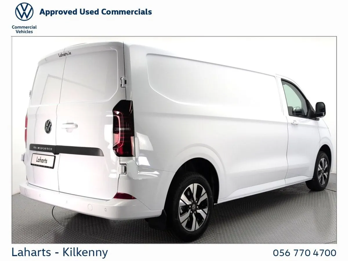 Volkswagen Transporter 28 VAN LWB HIGHLINE 110HP * - Image 4