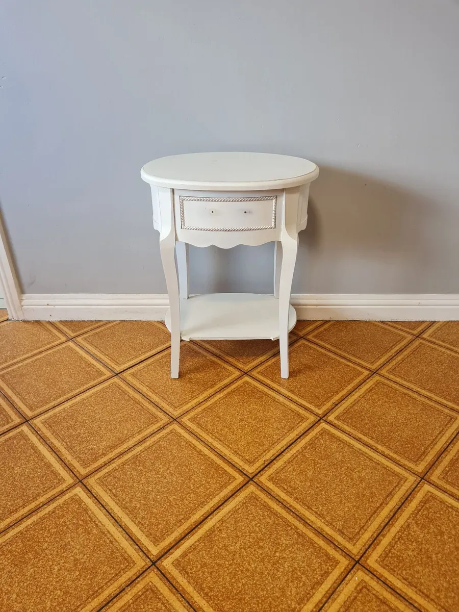 Occasional table