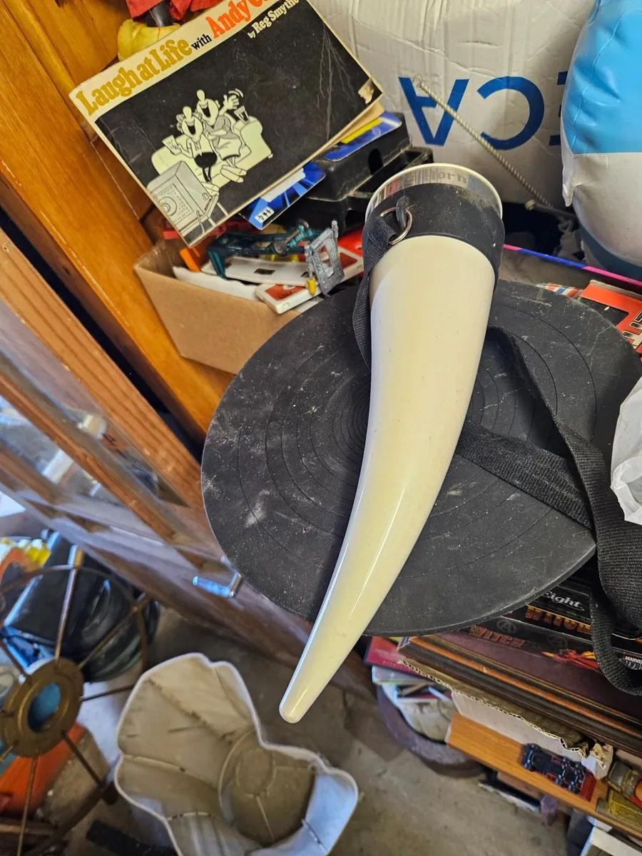 Vikings Tv Series Memorabilia Horn - Image 4