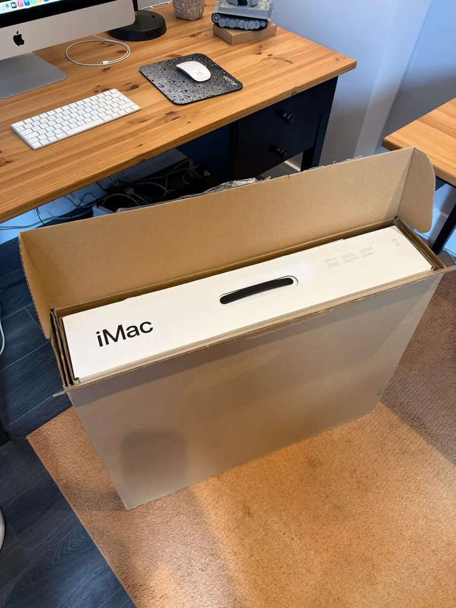 27” iMac 5K 2020 - Image 3