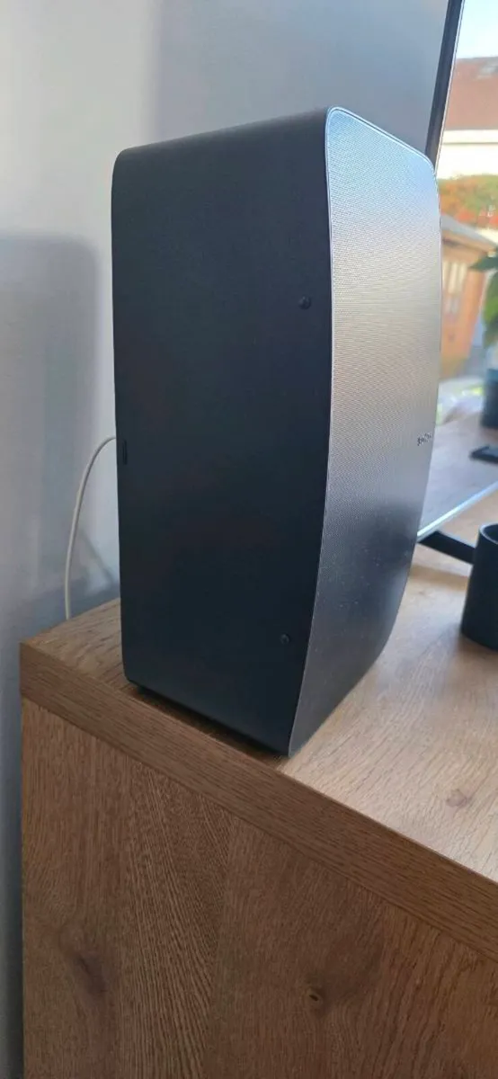 Sonos Five Stereo Pair - Almost New - Image 4