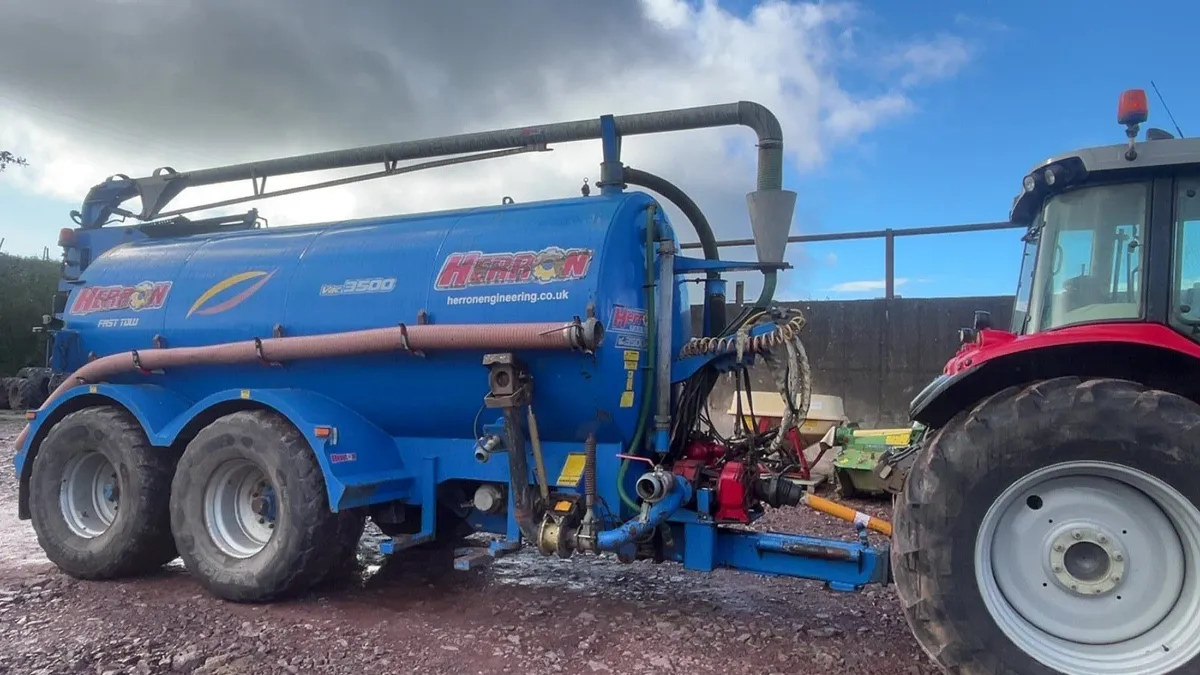 Herron 3500 tanker - Image 1