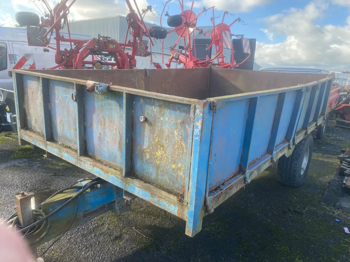 Tipping trailer - Image 1