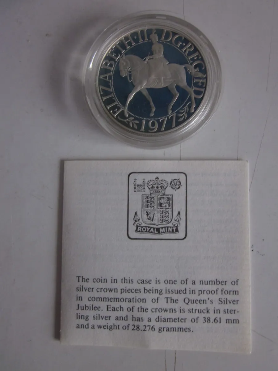 1977 Queen Elizabeth II Silver Jubilee Silver Coin - Image 2