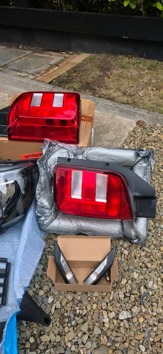 VWT6 2018 VWT6 Highline Transporter parts - Image 3