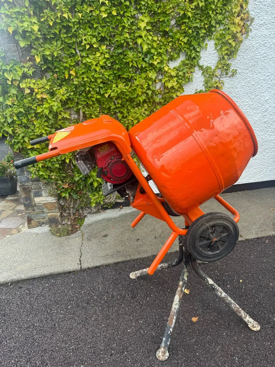 Belle Petrol Cement Mixer - Image 1