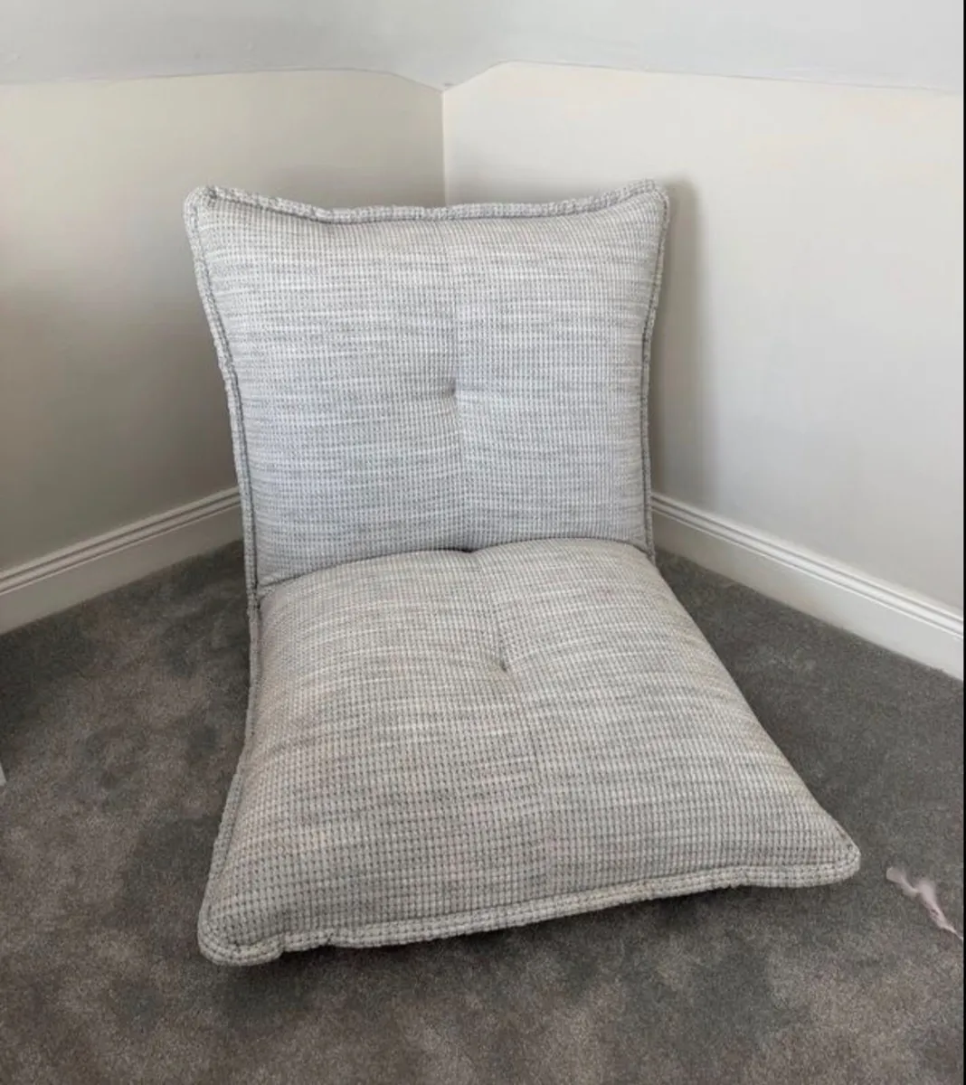 Snoozer chair - Image 2