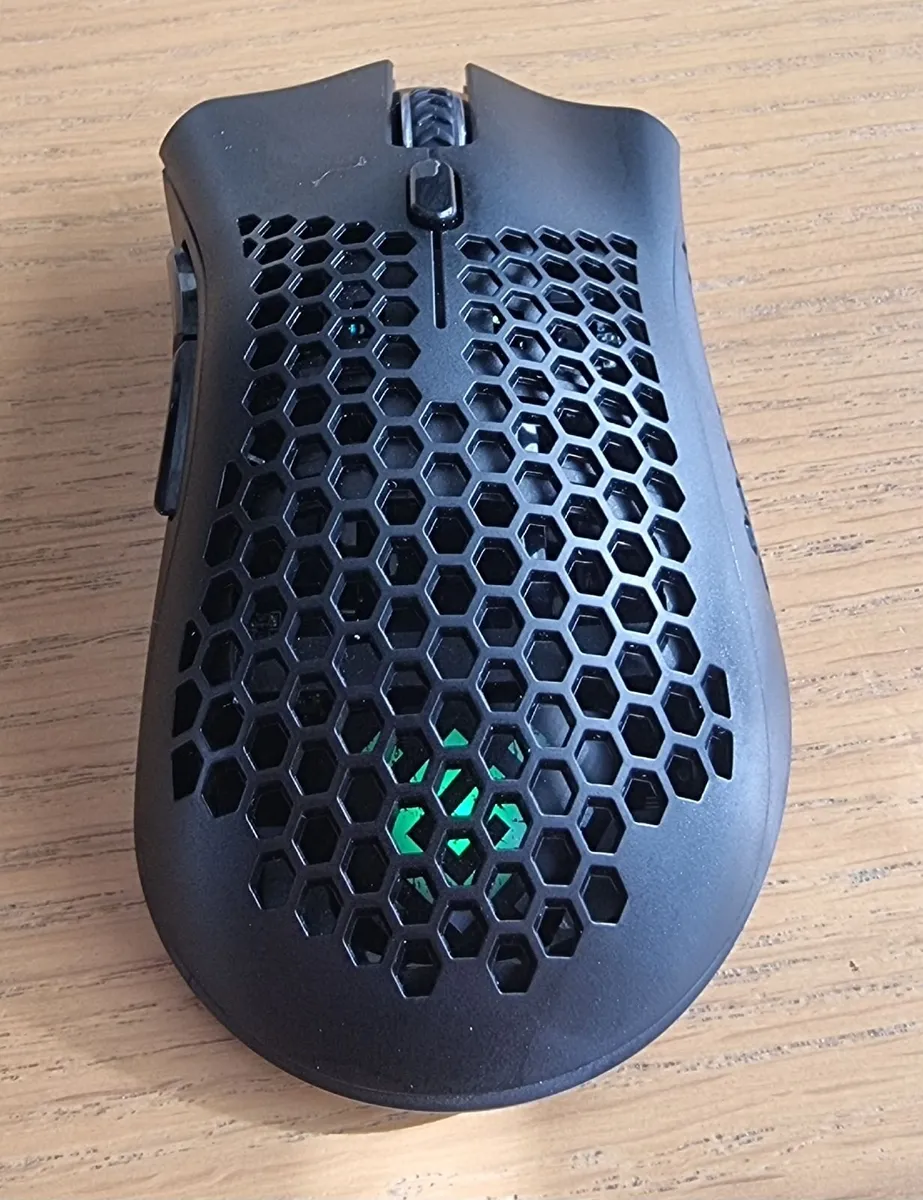 Wireless Gaming Mouse - Image 2