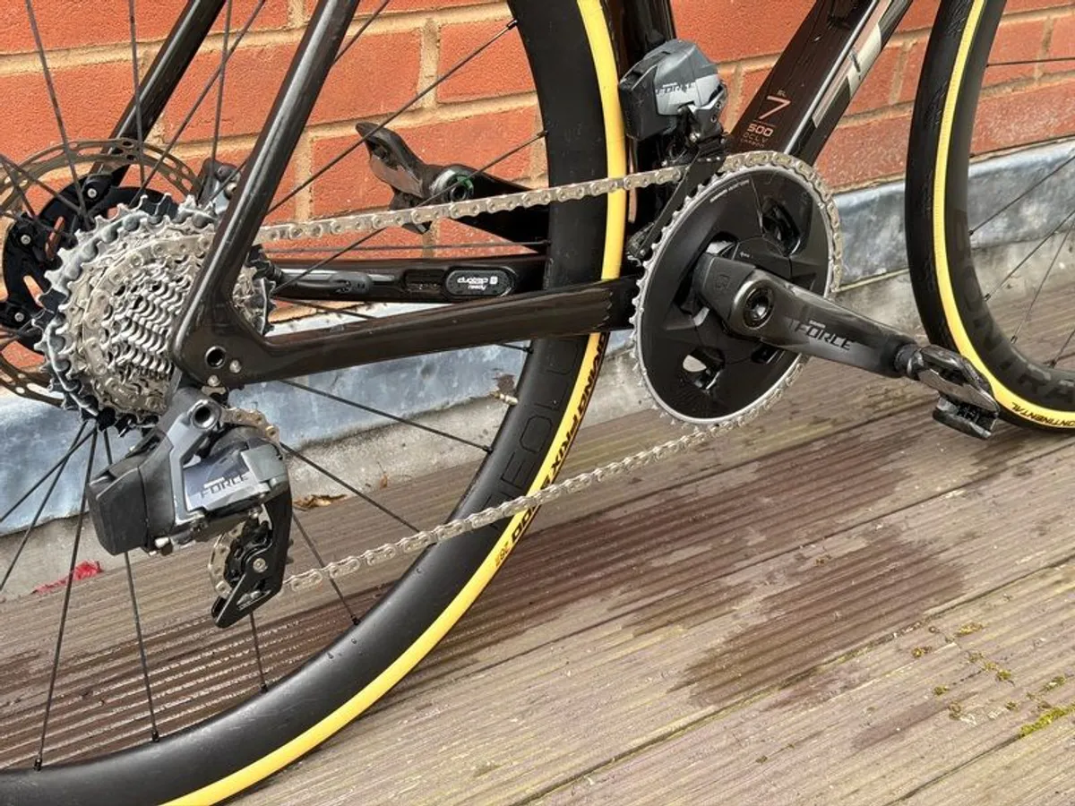 Trek Emonda SL 7 Disc eTap 2022 - Image 4