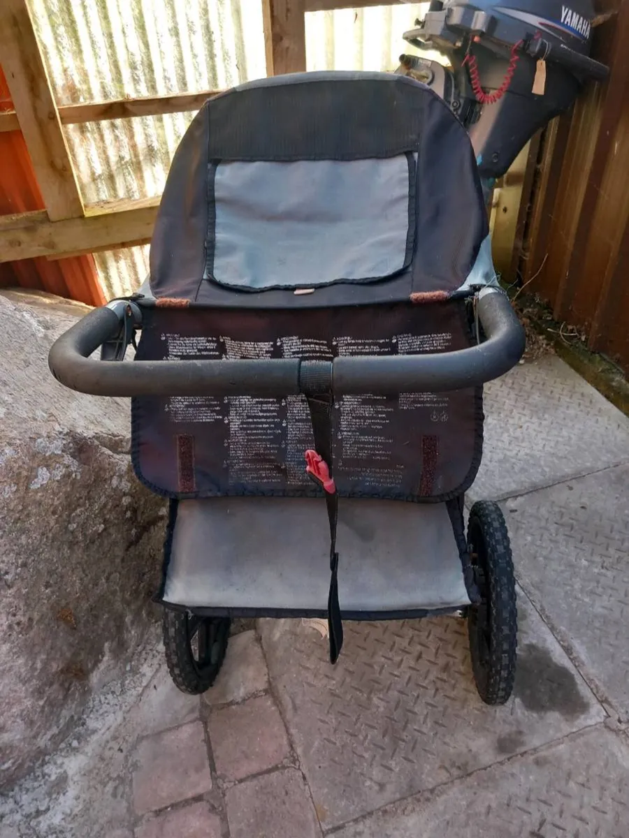 BOB Revolution SE Running Buggy - Image 4