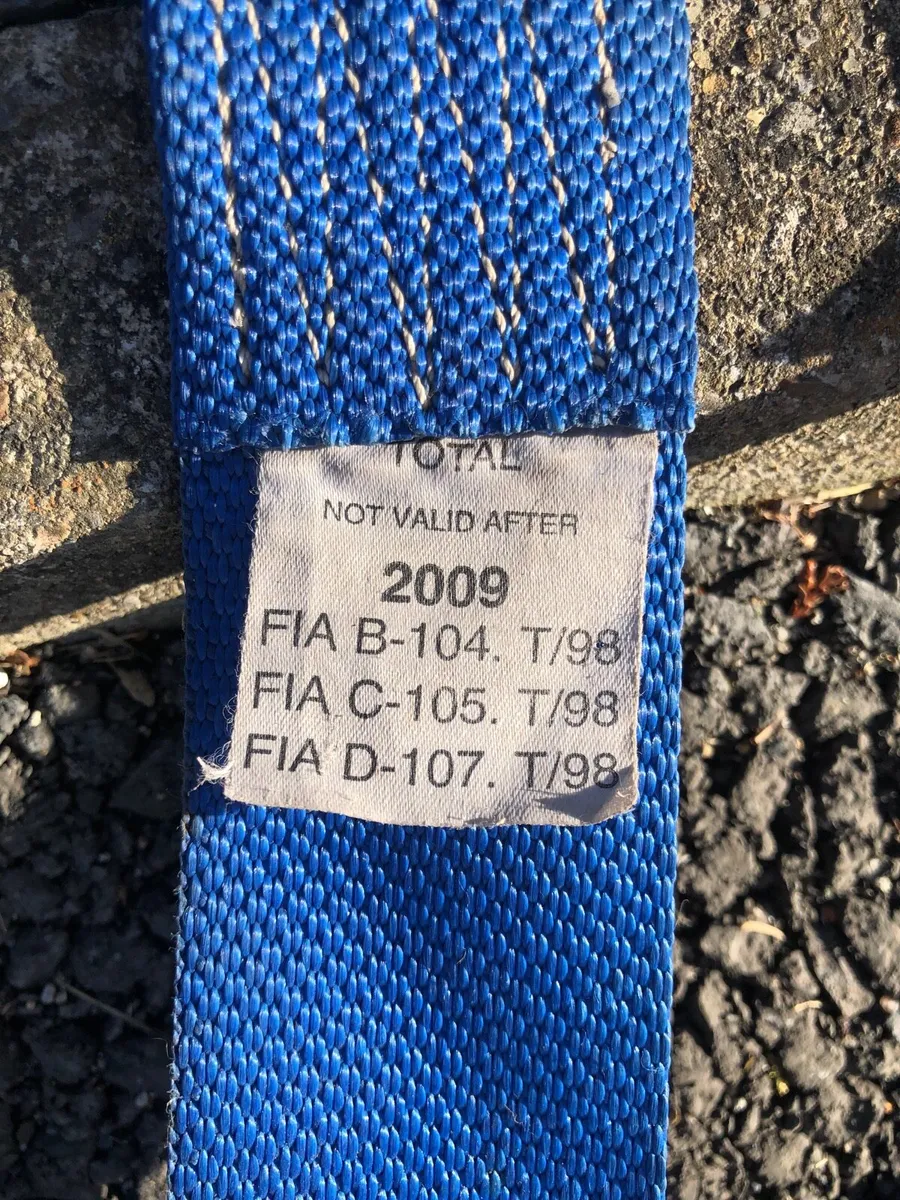 Racing/rally seats and belts - Image 3