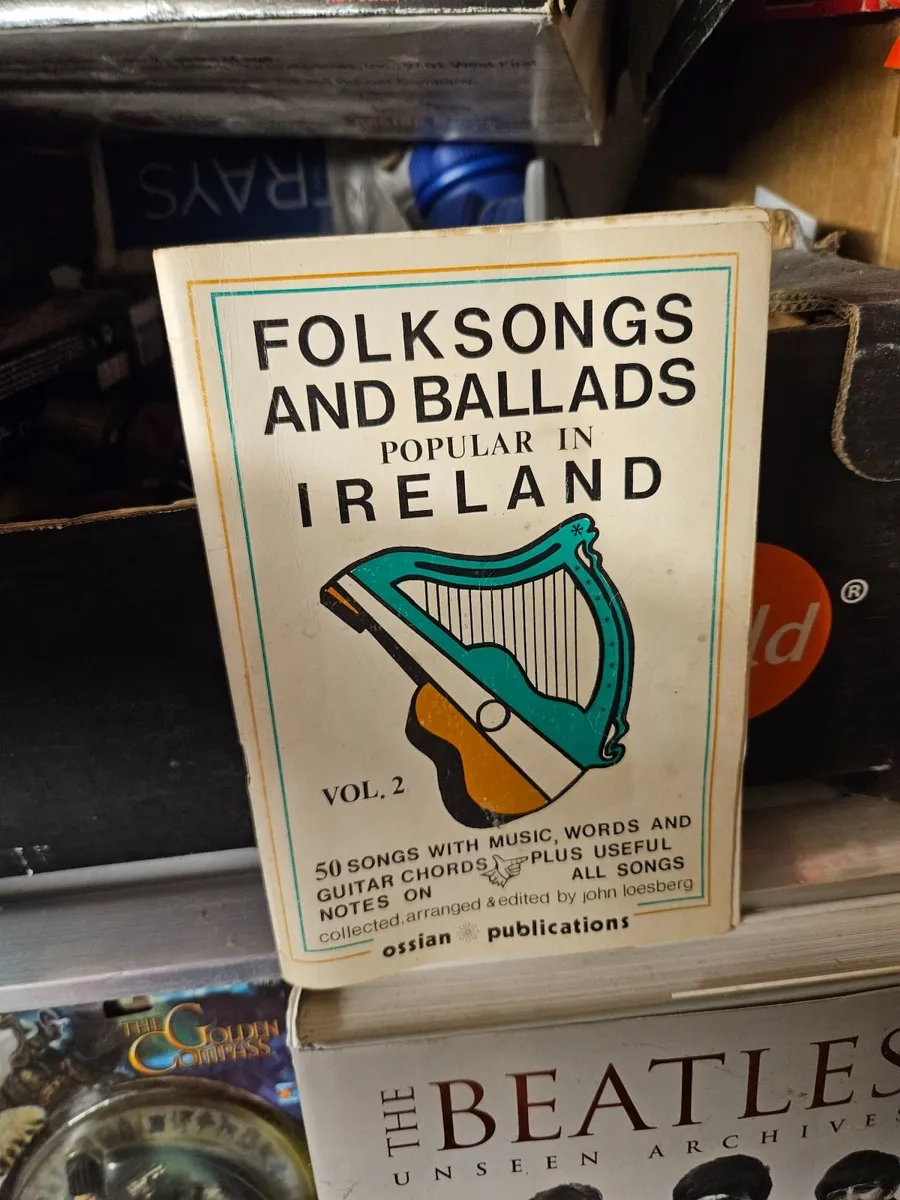 Book Folk Songs and Ballads Popular in Ireland