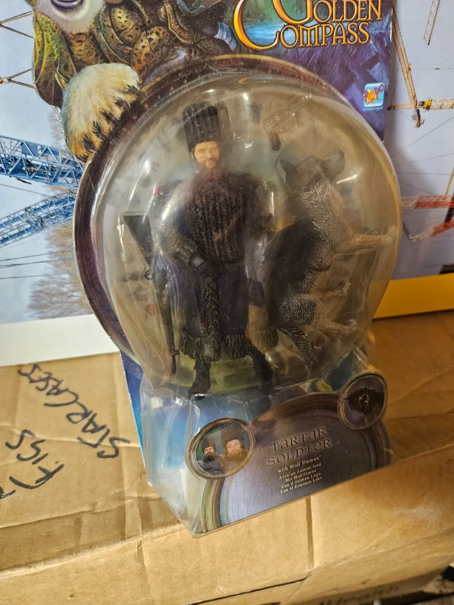 Golden Compass Figure - Image 2