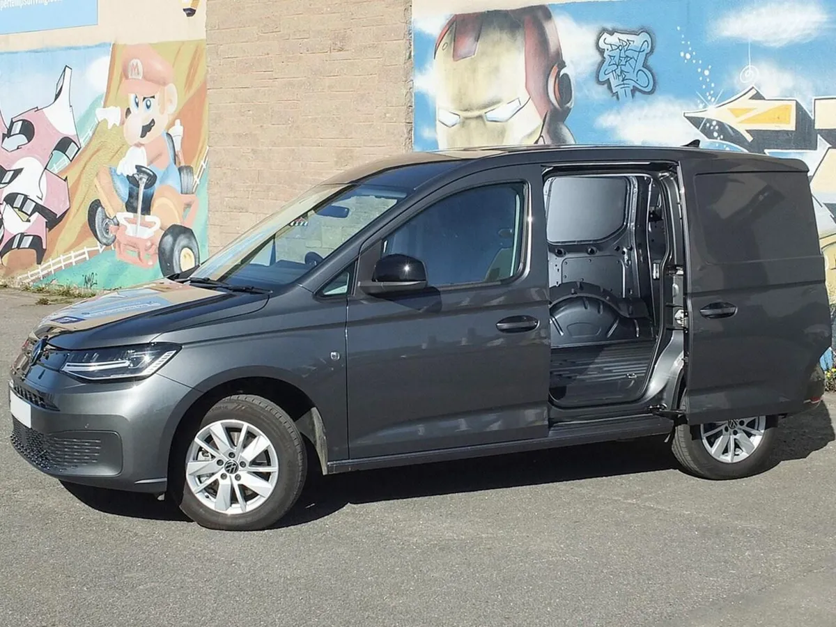 2023 Volkswagen Caddy Panel Van - Image 2