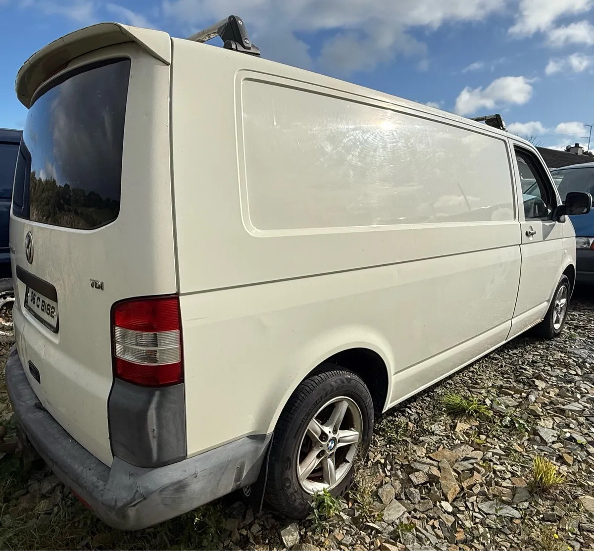 2006 2.5 6 speed transporter - Image 4