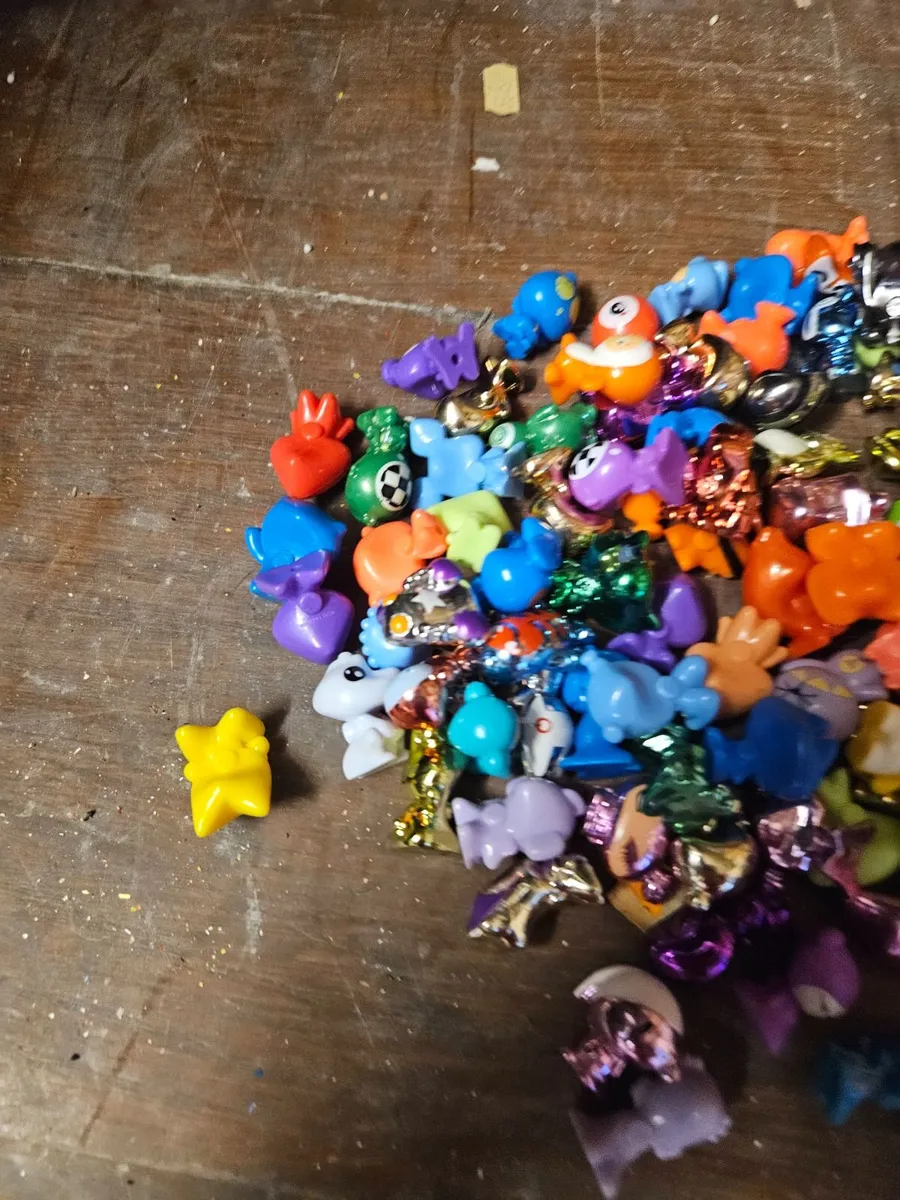 Gogos Crazy Bones Collection - Image 2