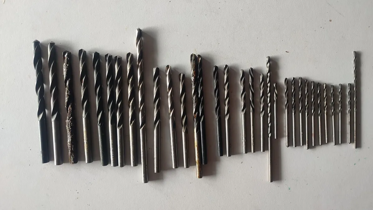 Lot of 32 USSR Metric Twist Drill Bits - Image 2