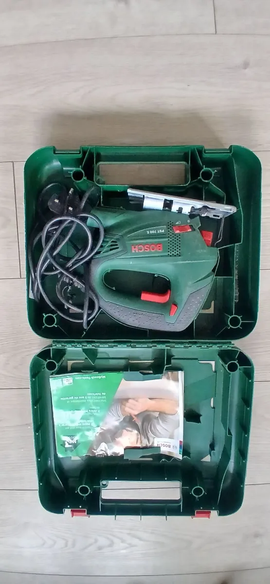 Bosh pst 700e 500w jigsaw bargain - Image 1