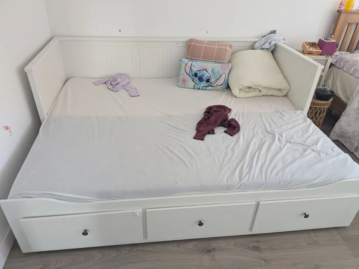 IKEA HEMNES Day Bed / Double Bed – 3 Drawers