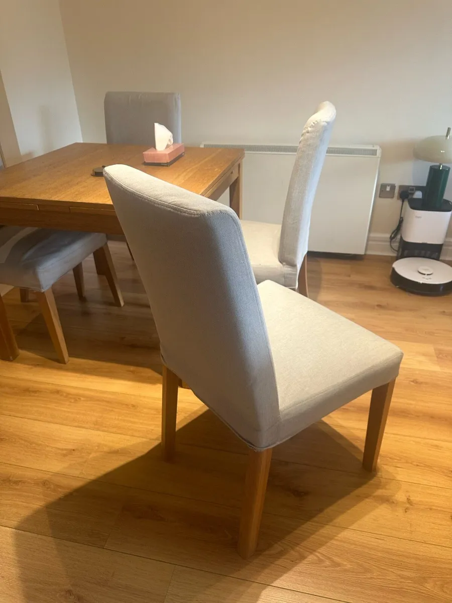 Set of 4 Dining Room Chairs - Image 4