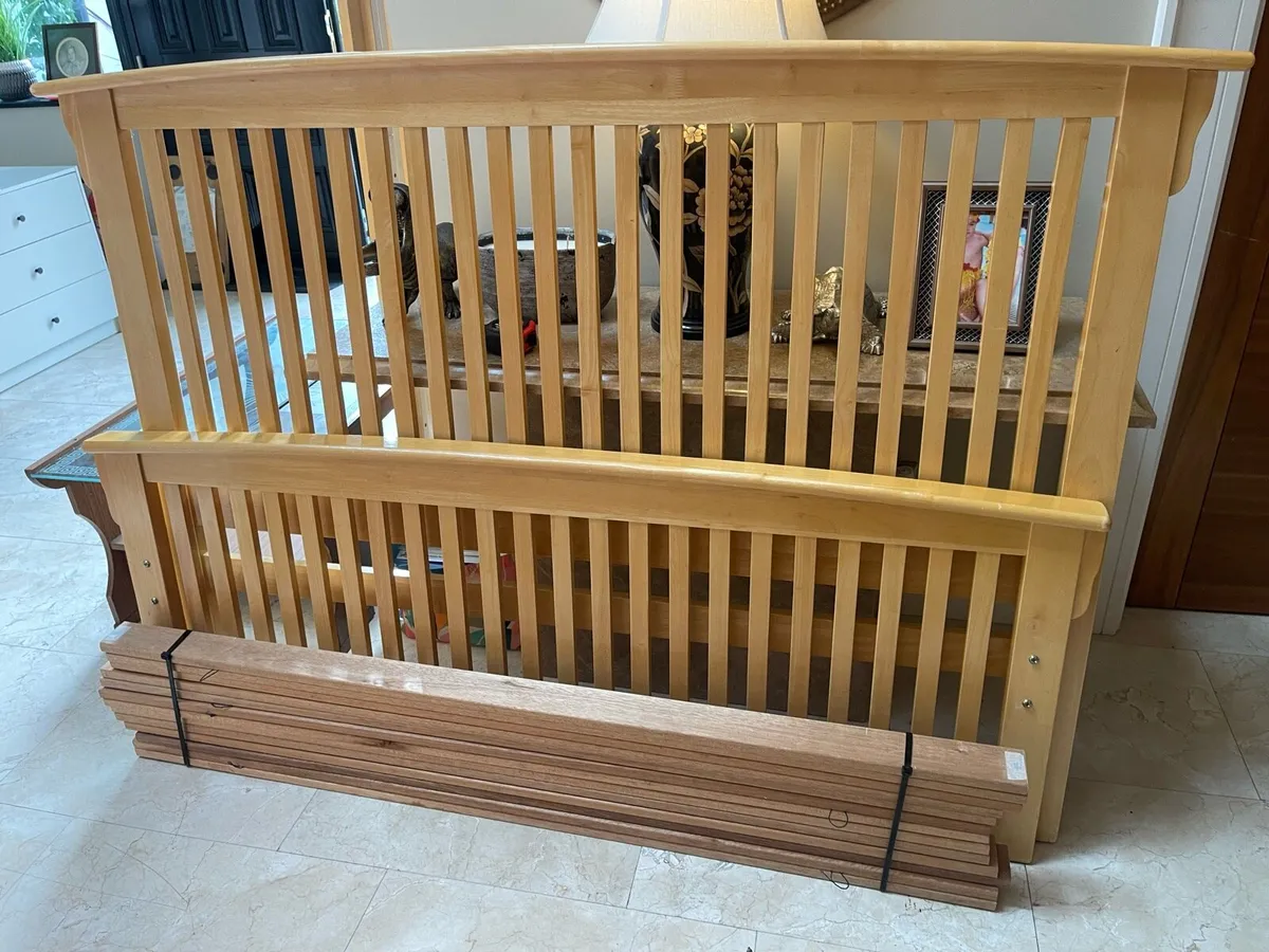 Magnificent Sturdy 5Ft Wooden King Size Bed Frame - Image 4