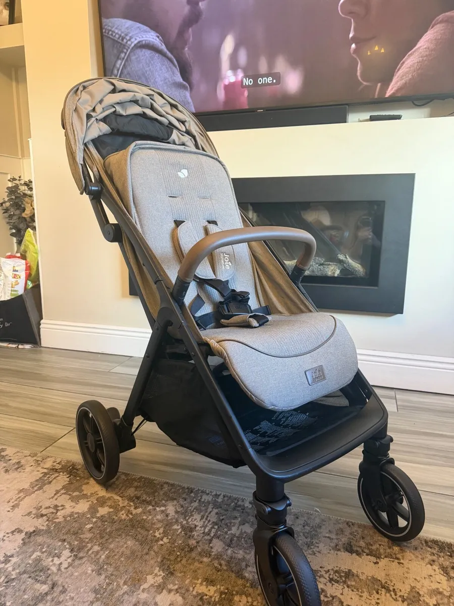 Joie Parcel LX Signature Stroller - Image 4