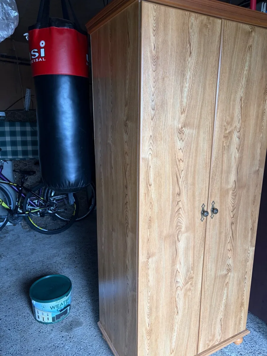 Wardrobe - Image 3