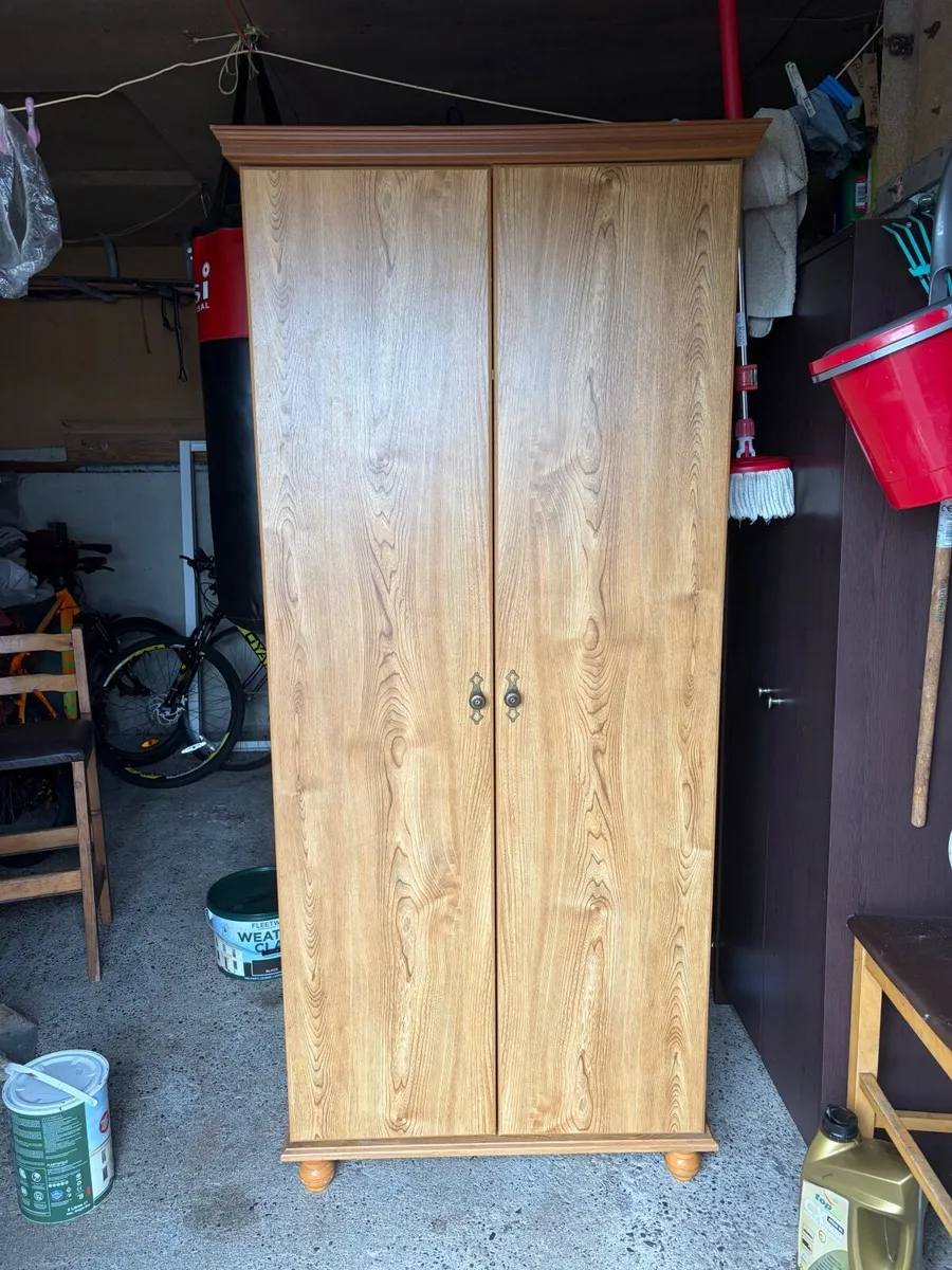 Wardrobe - Image 4