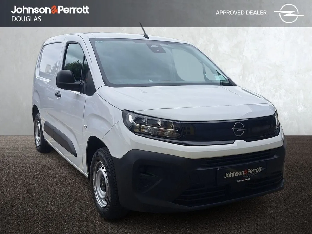 Opel Combo Edition 7 Seat L2H1 1.5 D 100PS - Image 1