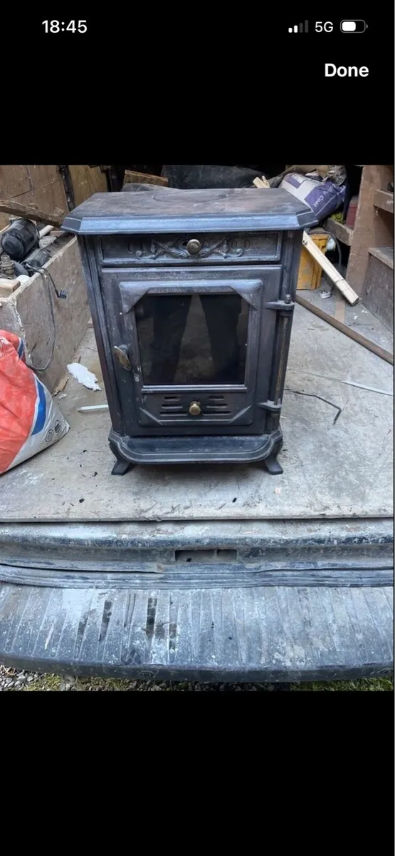 Stove - Image 1