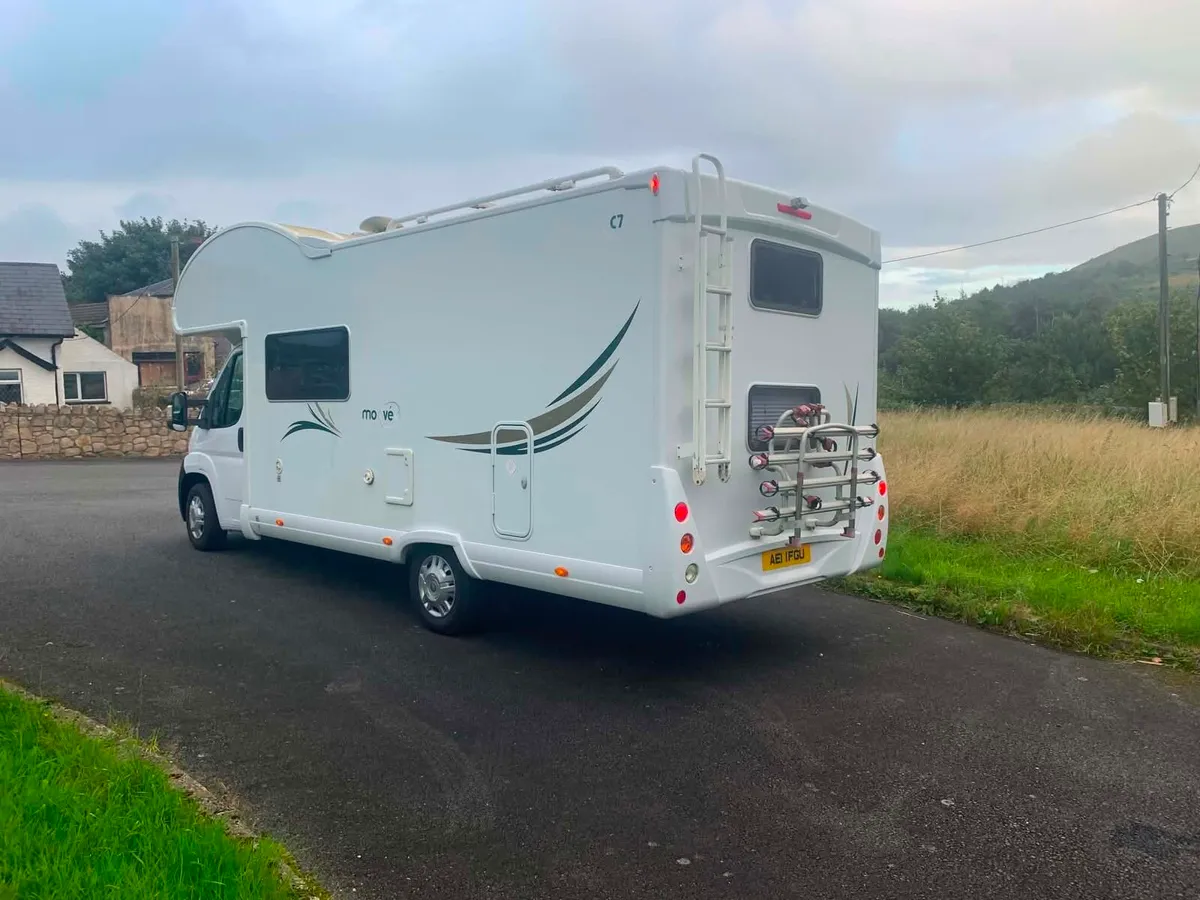 FIAT DUCATO 2.8 PILOT MOOVEO 6 berth Year 2011 NI - Image 3