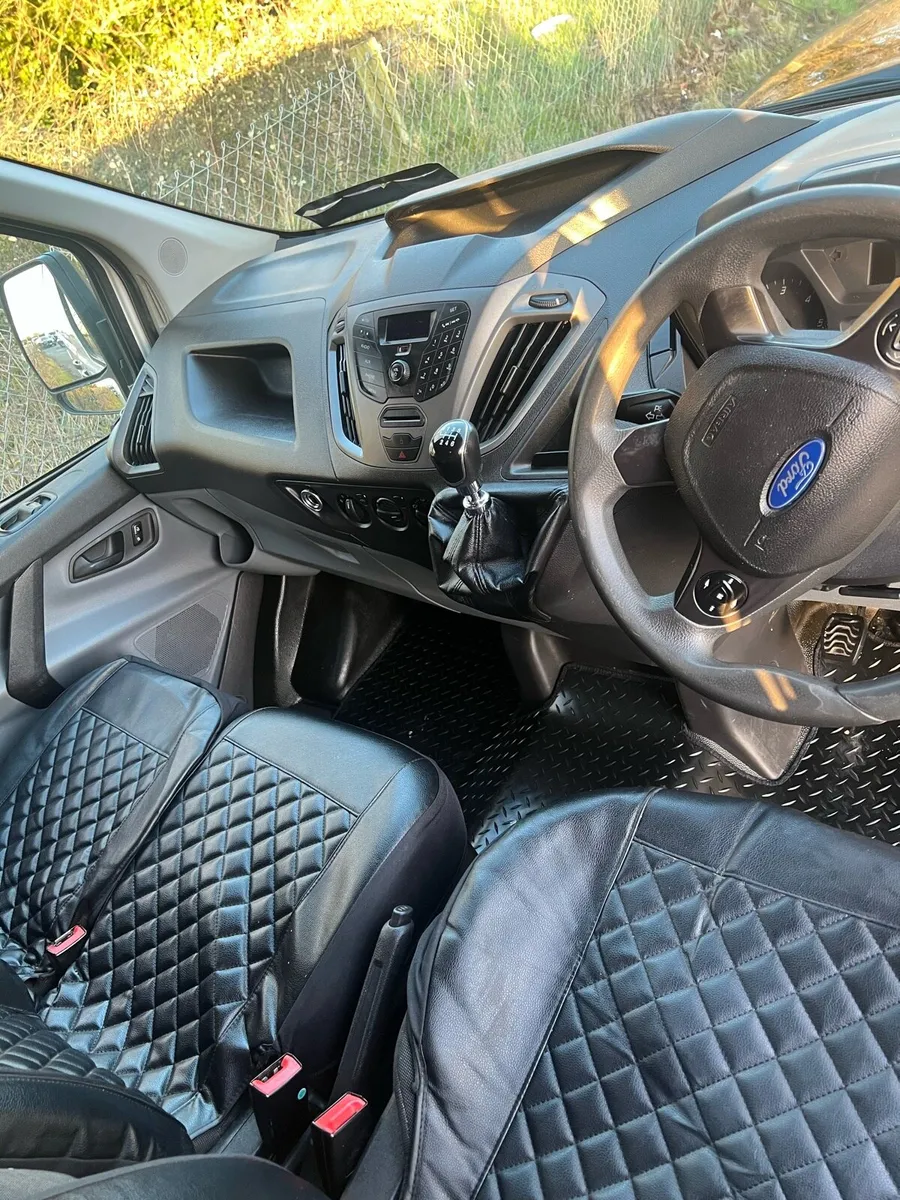 Ford transit custom LWB - Image 4