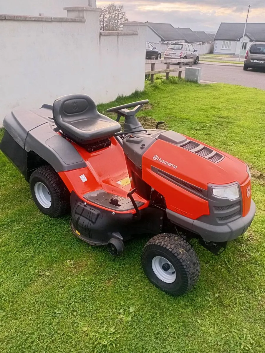 Ride on lawnmower 2019... trade in welcome - Image 2