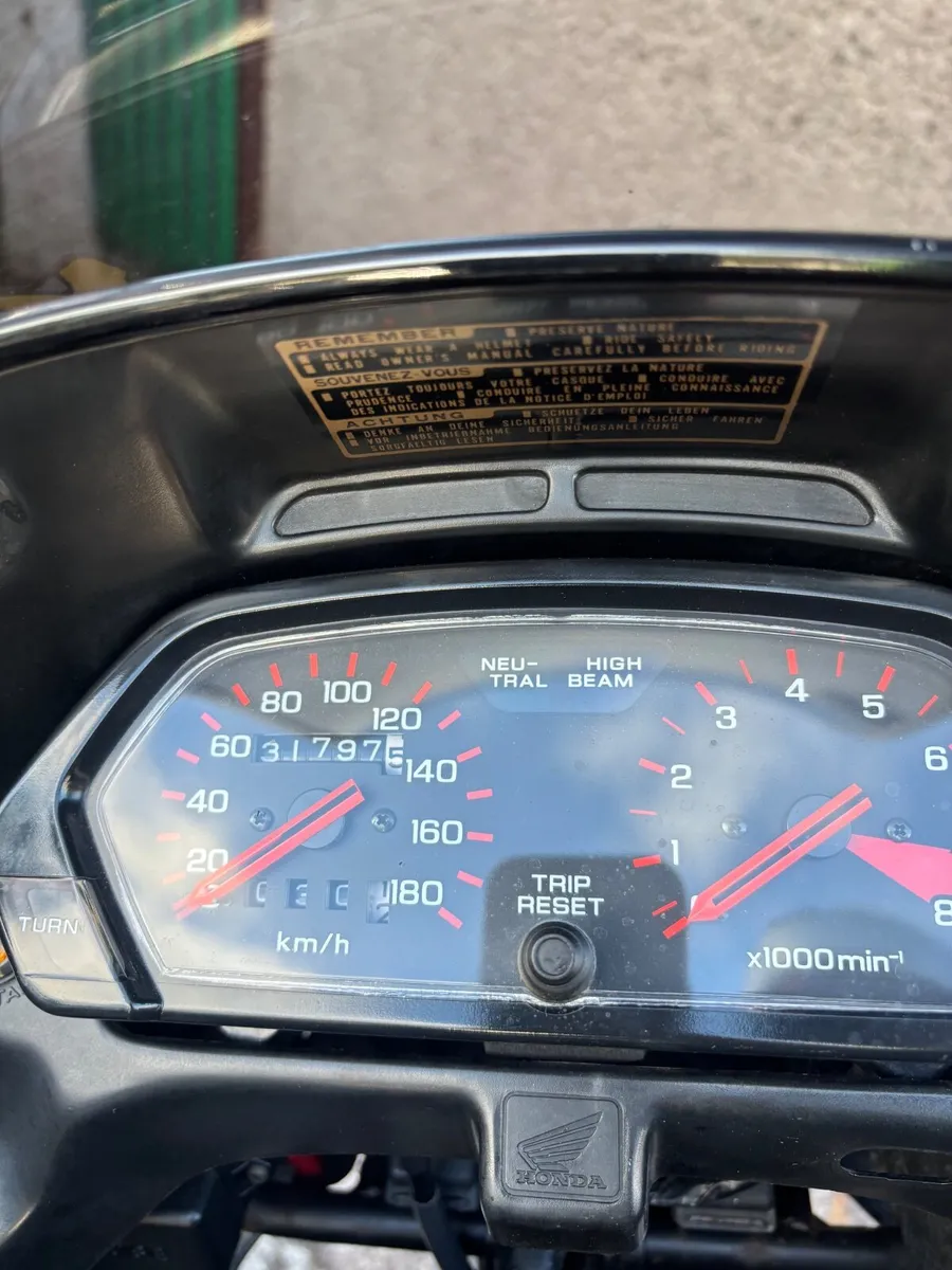 Honda NX650 - Image 4