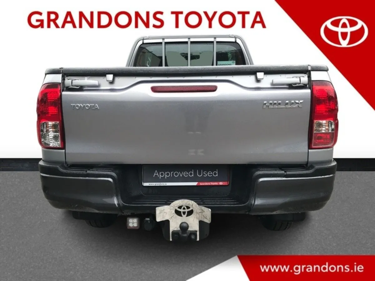 Toyota Hilux 2.4 DLX SINGLE CAB - GRANDONS - Image 4
