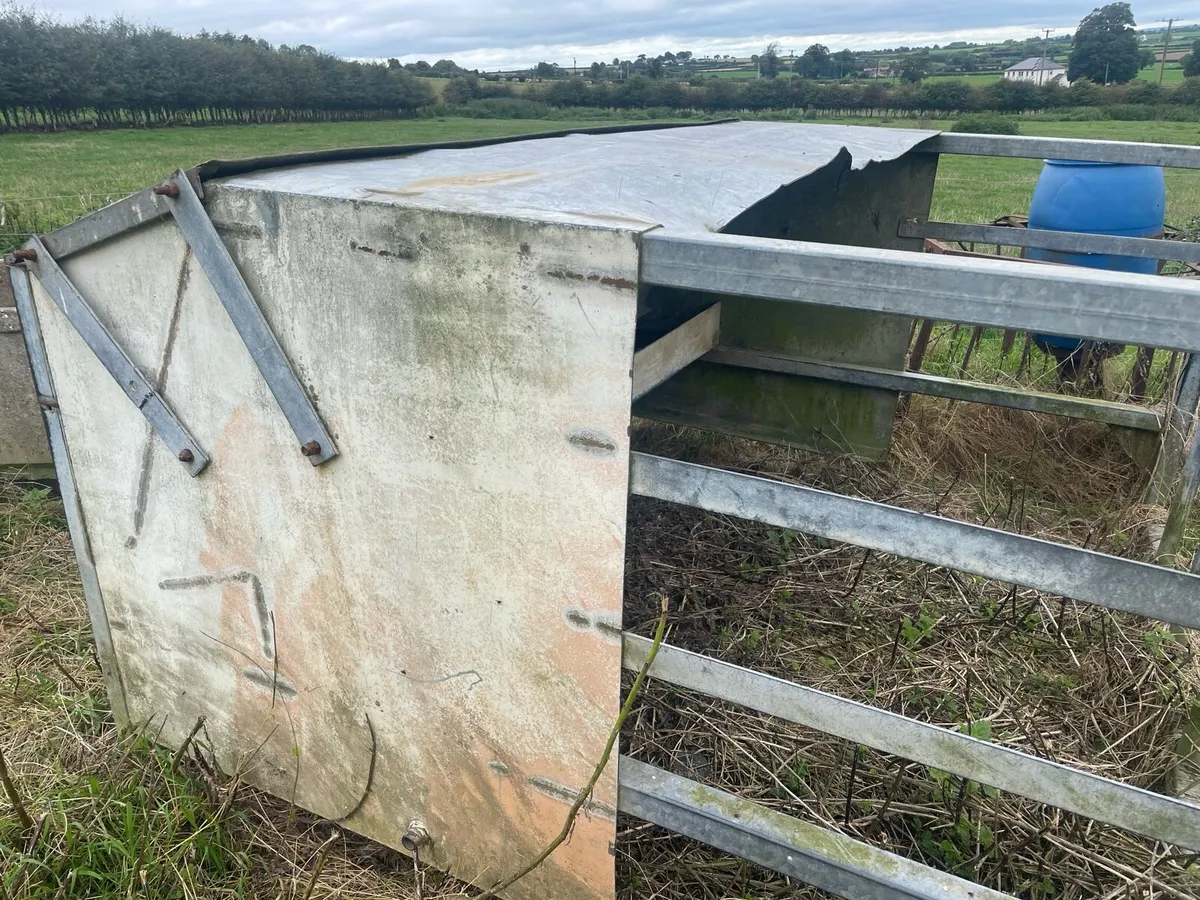 Calf creep feeder - Image 2