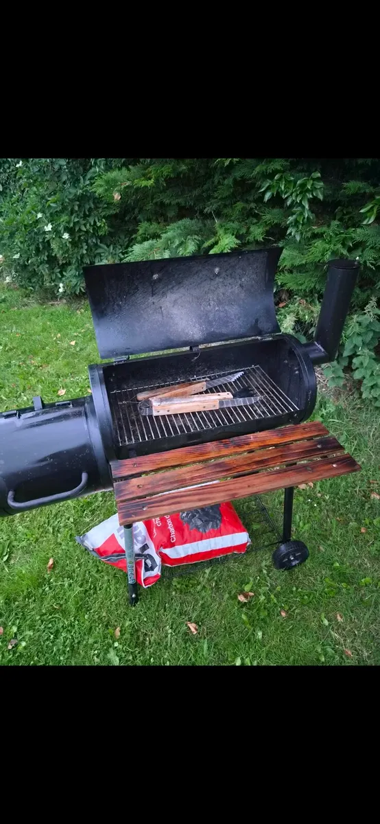 Bbq with Smoker - Image 1