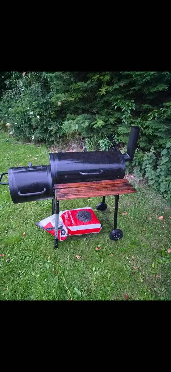 Bbq with Smoker - Image 2