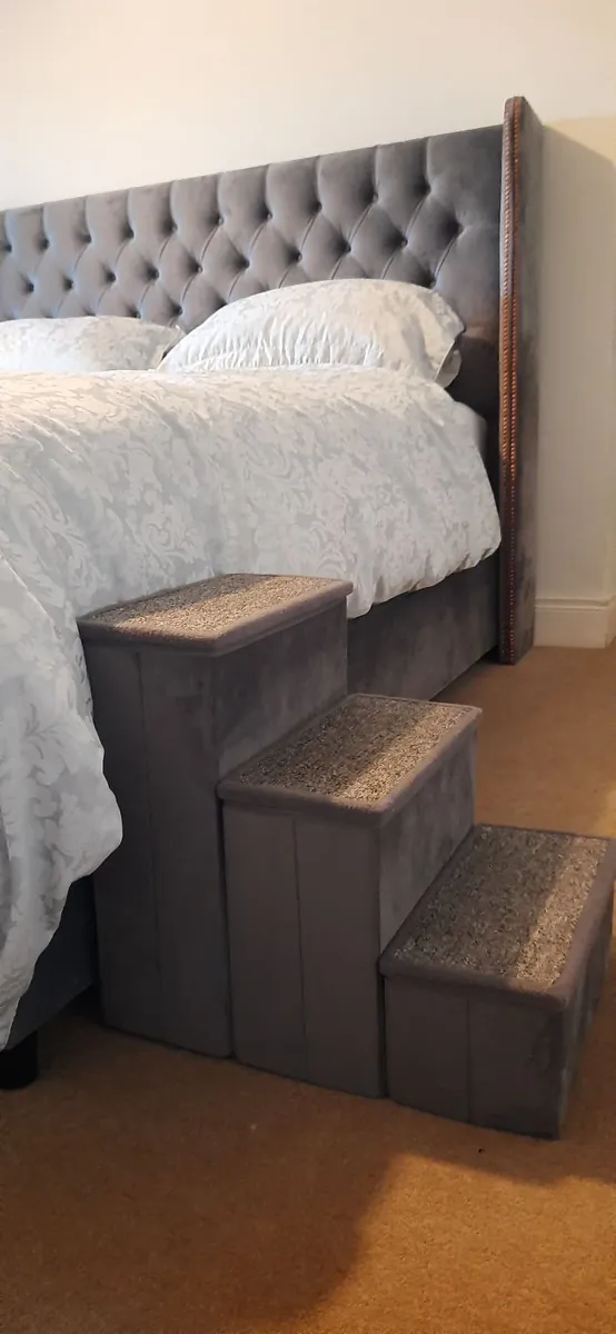 Dog stairs with storage - Image 3