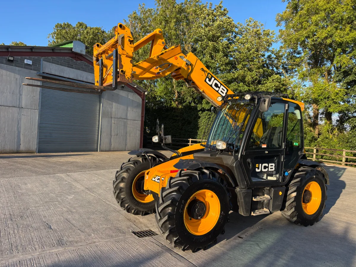 2022 JCB 531-70 AGRI - Image 4