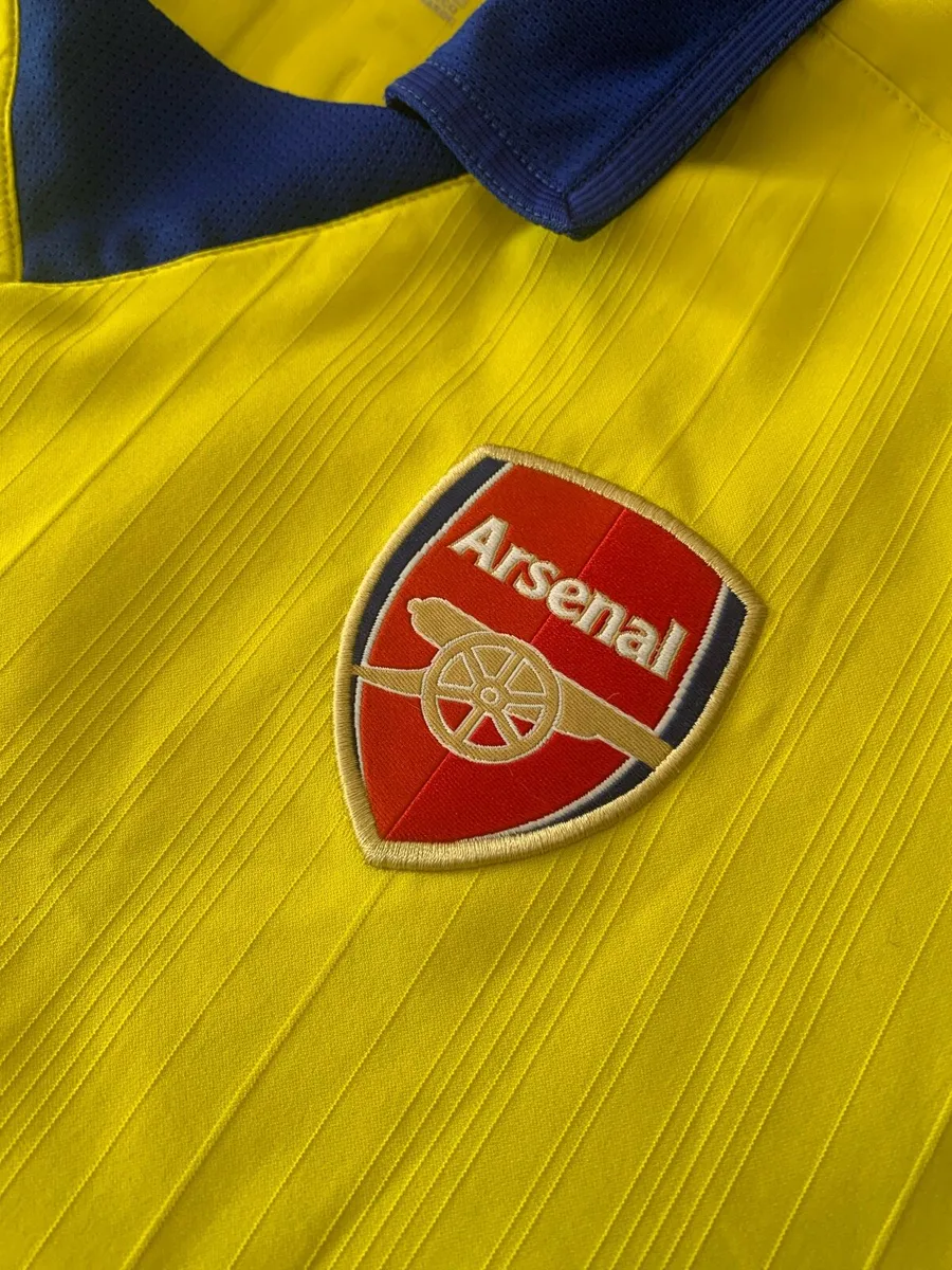 Genuine 2003/04 Arsenal away jersey #7 PIRES - Image 3
