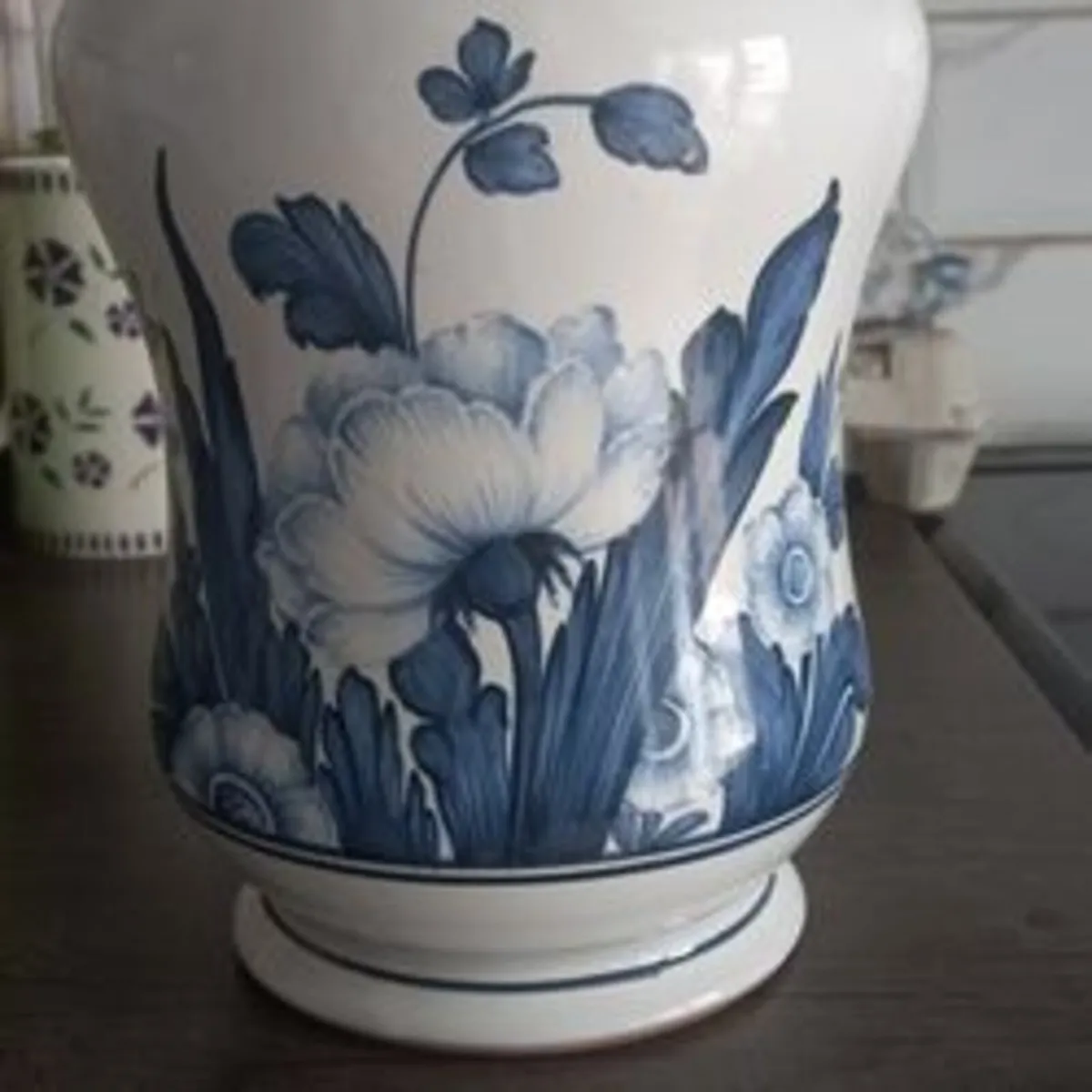 Lovely Vintage Italian made Ceramic Vase - Image 1