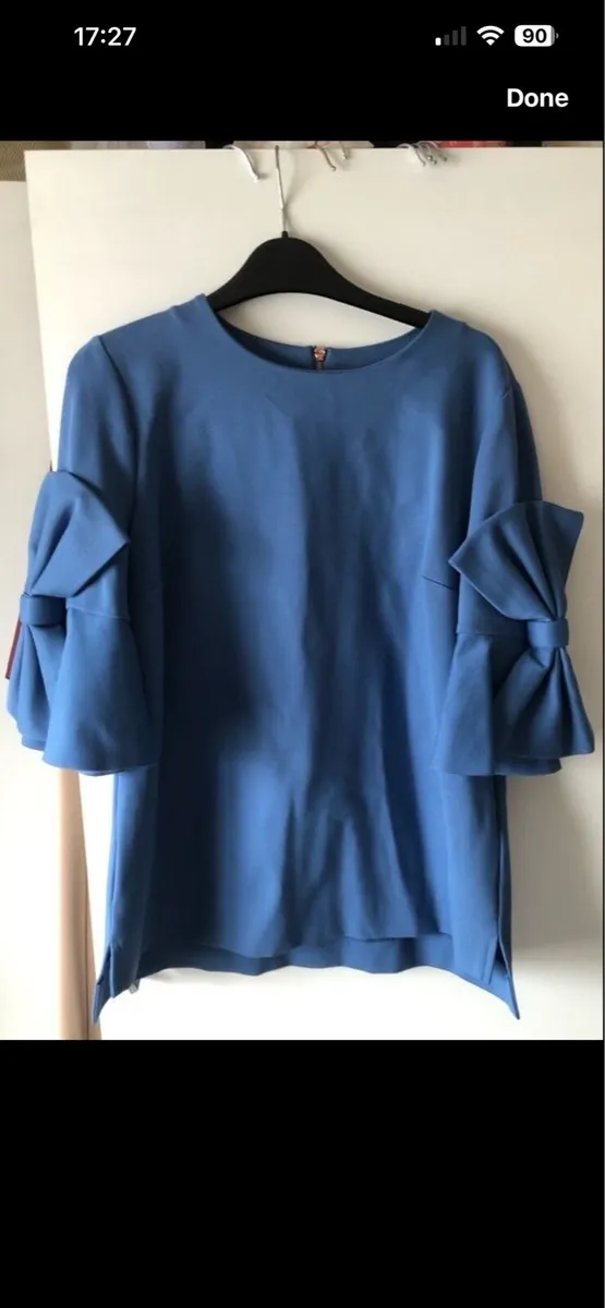 Ladies stunning Ted baker top size 3 €15 - Image 1