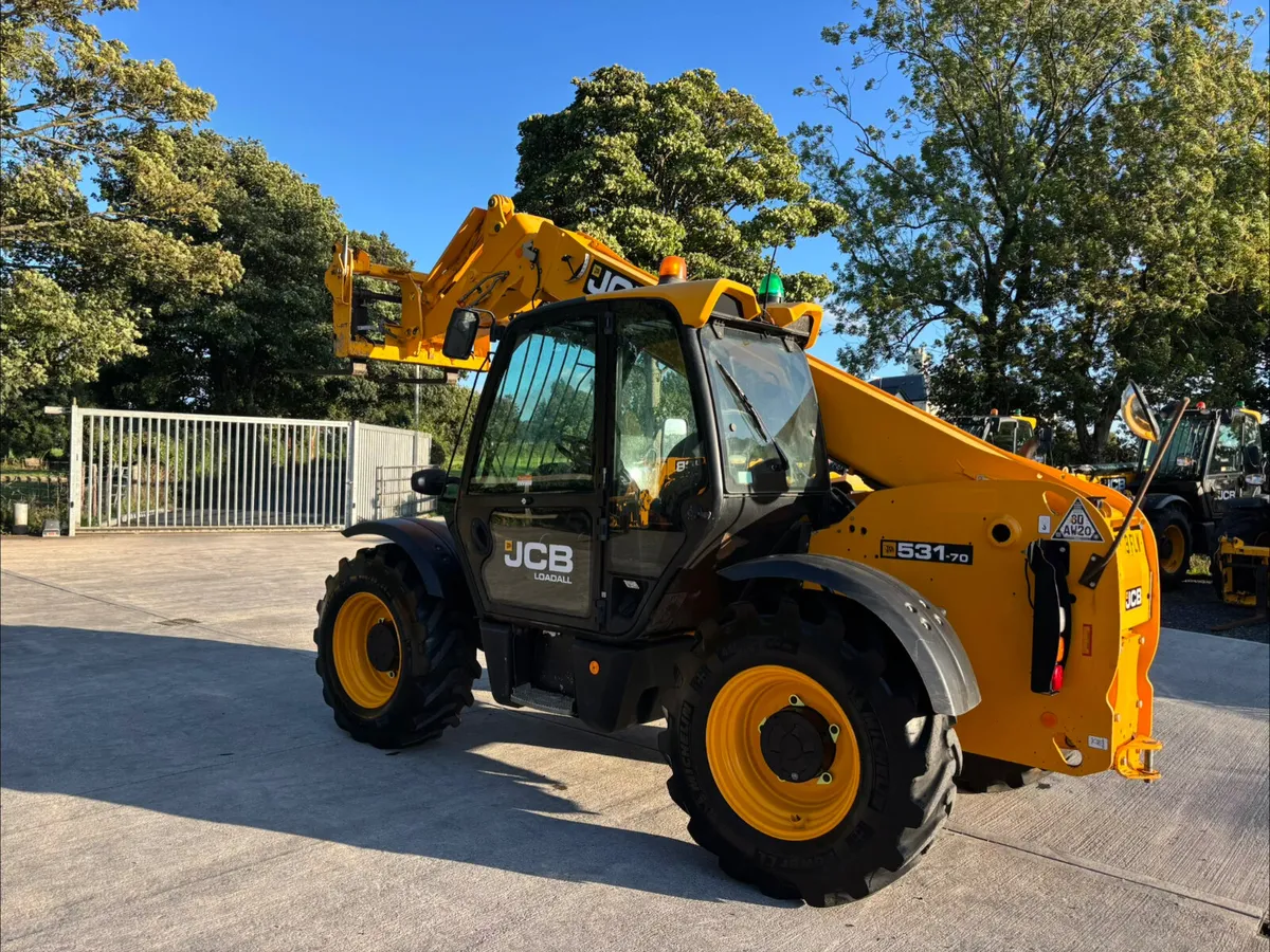 2019 JCB 531-70  (JOYSTICK) - Image 2