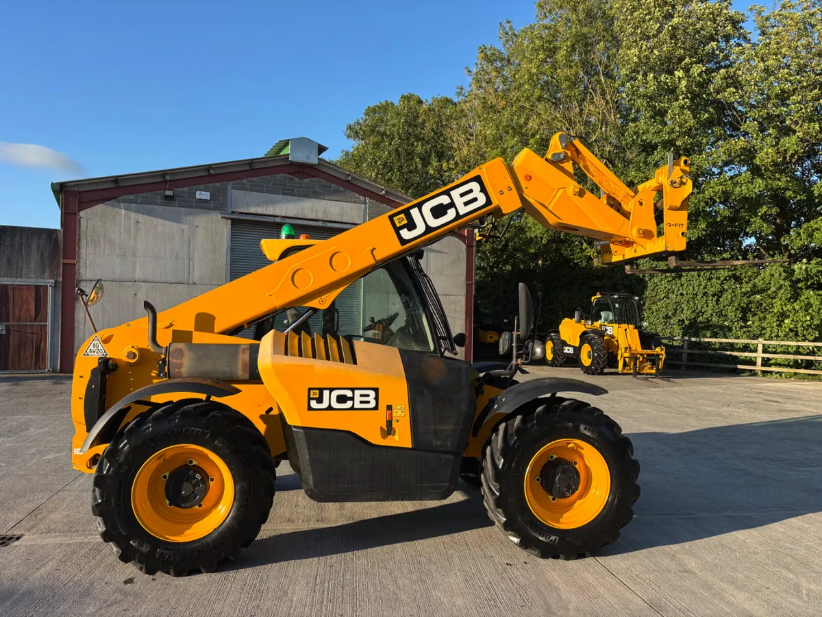 2019 JCB 531-70  (JOYSTICK) - Image 3